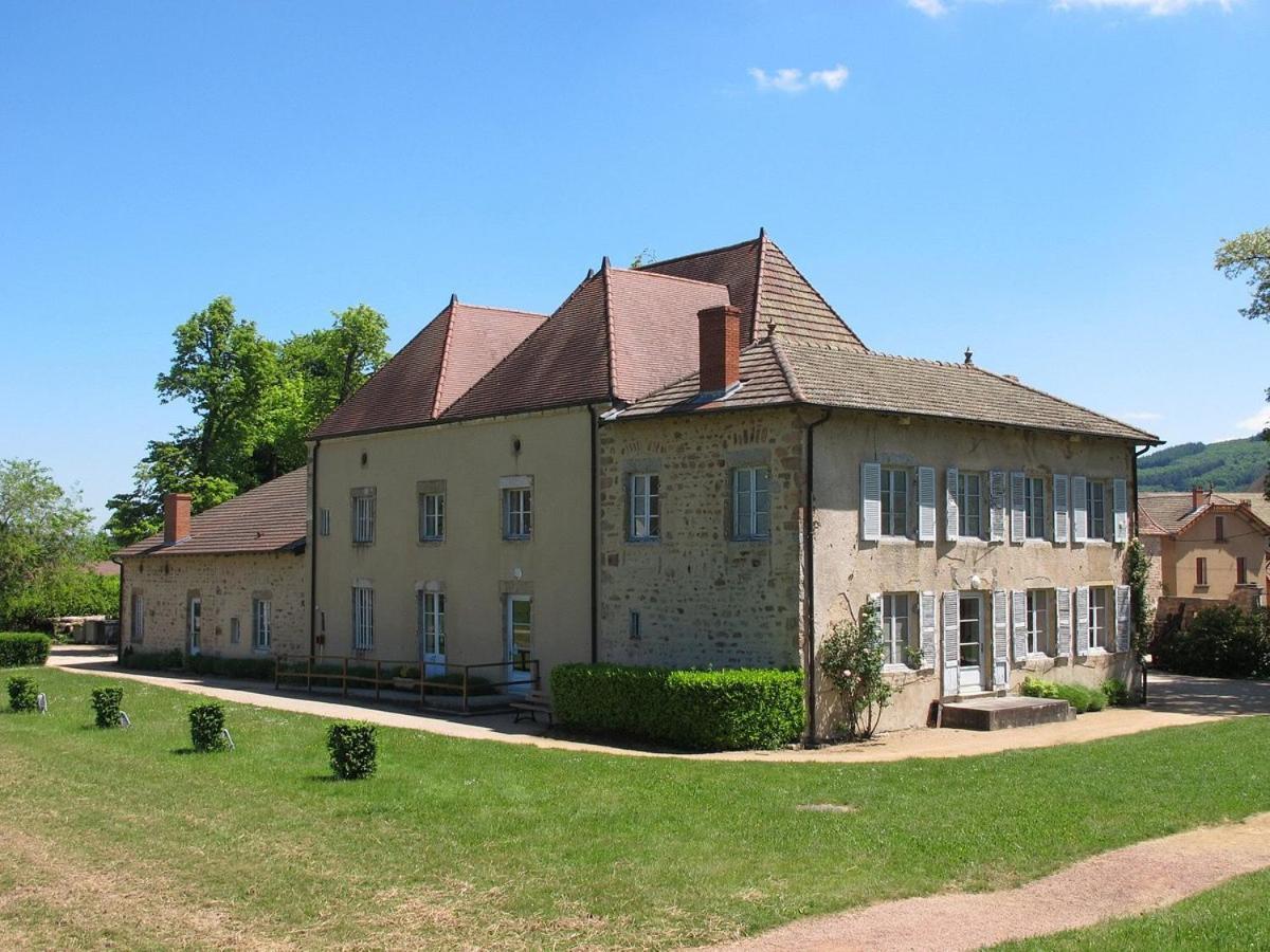 Les Douglas Matour Exterior photo
